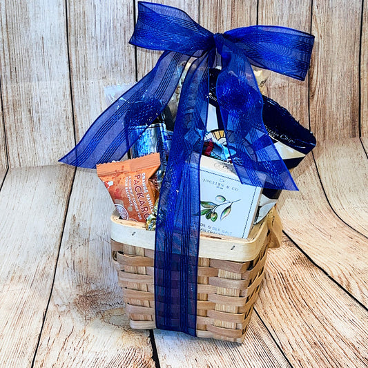 A Taste of Alaska's Best Gift Basket Gifted Basket Alaska